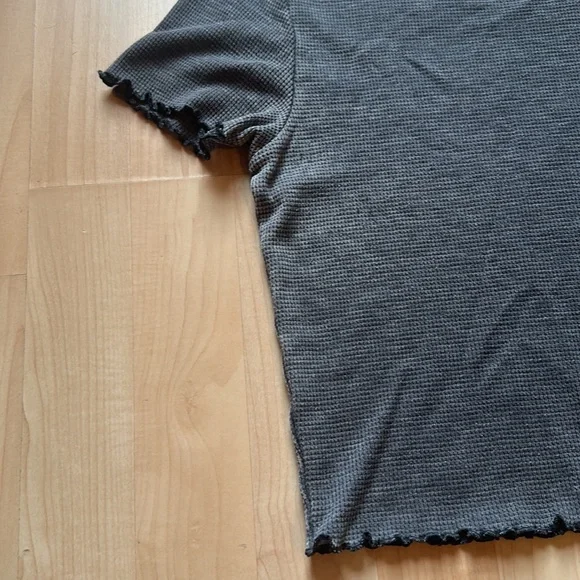 AE Tee - Picture 3 of 3